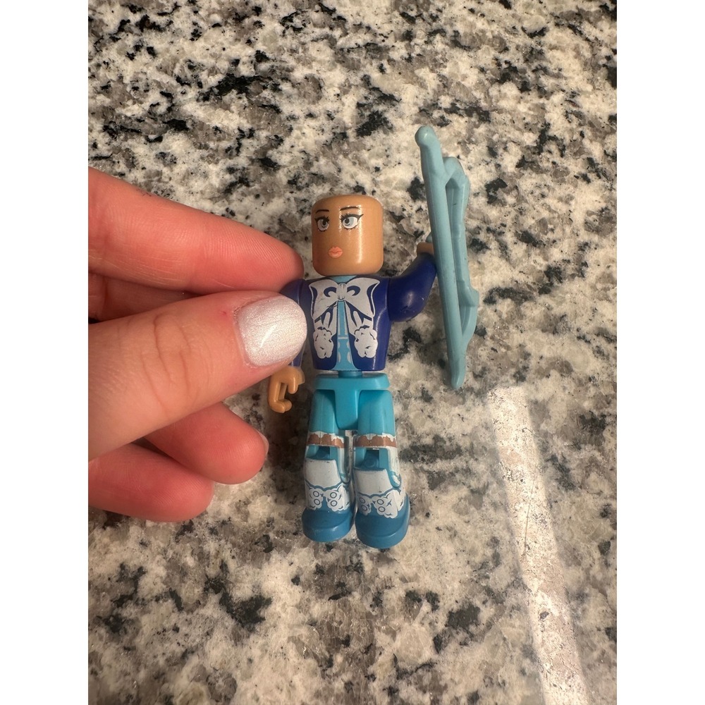 Roblox Action Figure Blue White Snow Character‎ Toy